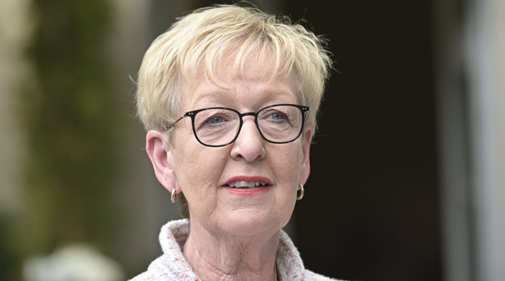Dr. Stefanie Babst